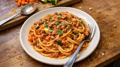 Spaghetti mit Sahne-Bolognese – cremig, mild und in 30 Minuten auf dem Tisch