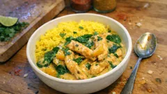 Hähnchen-Curry mit Kokosmilch und Kurkuma-Reis – cremig, würzig, alltagstauglich