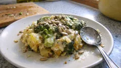 Veganer Kartoffel-Brokkoli-Auflauf: cremig aus dem Ofen – ganz ohne Sahne